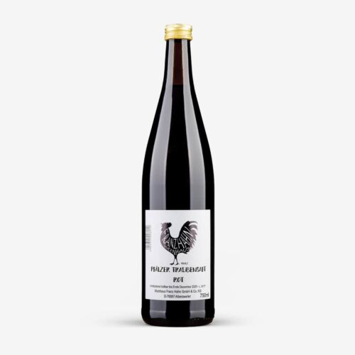 Eine Flasche aus dunklem Glas mit goldenem Verschluss und weißem Etikett mit schwarzem Hahn und deutschem Text. Das Etikett trägt die Aufschrift "Pfalz Traubensaft Rot" und gibt an, dass die Flasche 750 ml roten Traubensaft enthält.
